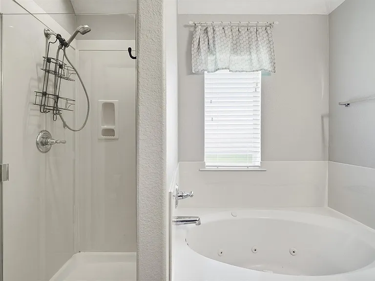 2506 Barton Springs St — Photo 16
