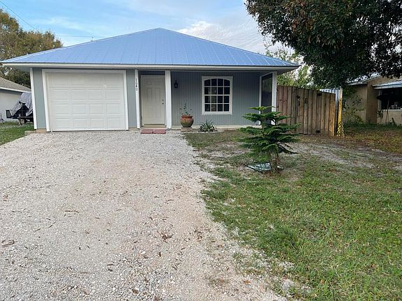 3rd image of 1640 20th Court SW