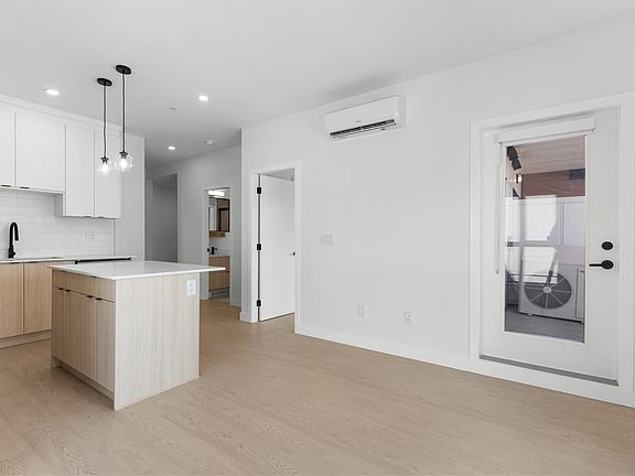 3rd image of 2629 Millstream Rd #317