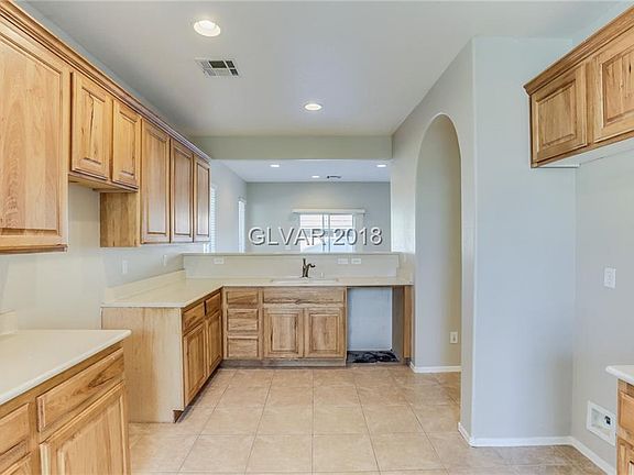2nd image of 1010 E Eldorado Ln