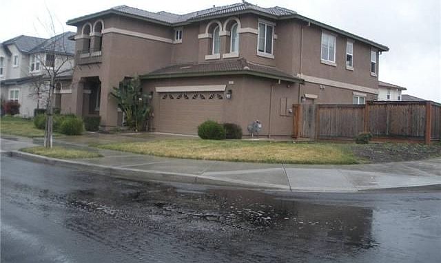 2nd image of 172 Pescara Blvd