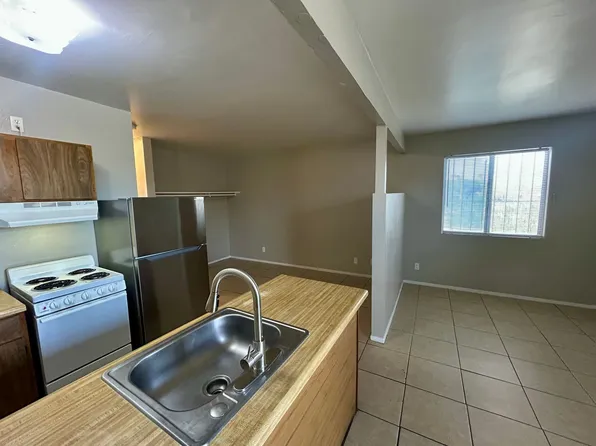 136 Judy Lane, 136 Judy Ln APT 7, Henderson, NV 89015