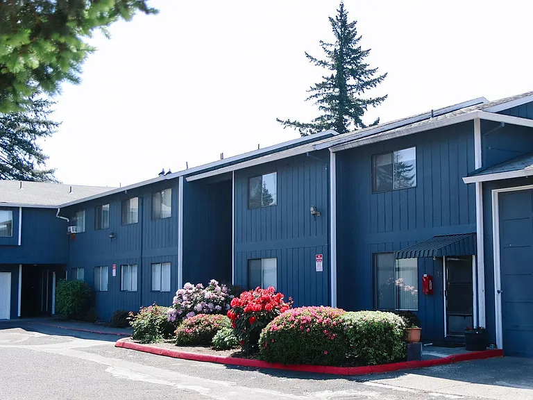 12550 SE Powell Blvd — Photo 35