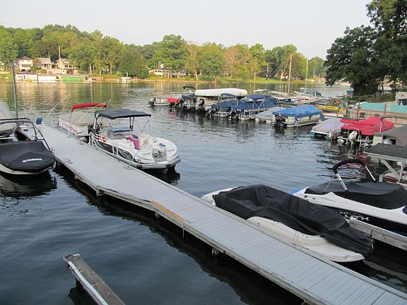 5th image of 80 E Gull Lake Dr