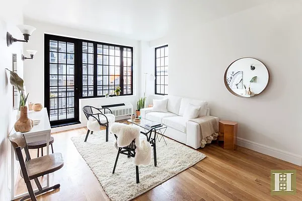 Rented by Halstead Real Estate | media 33