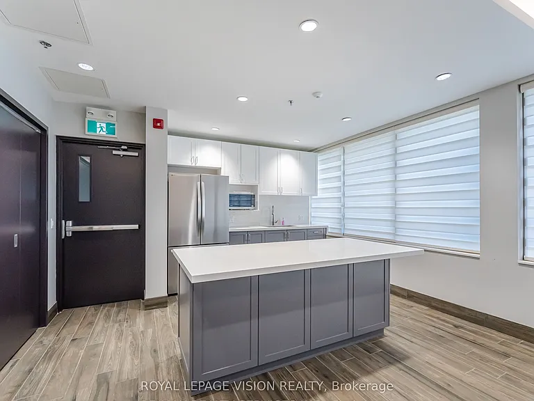 715 Don Mills Rd #1108 — Photo 28