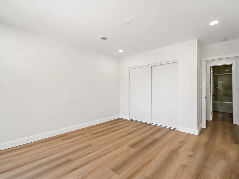 1360 Shadow Ln #M — Photo 16
