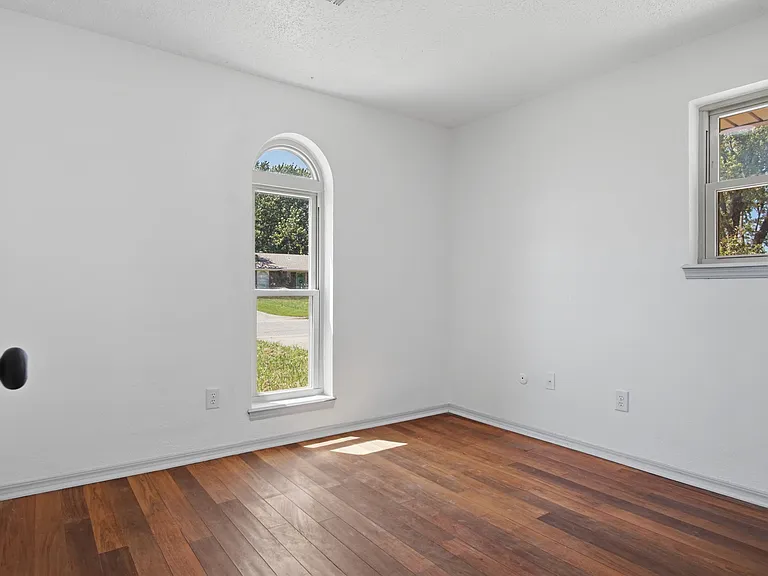 5404 S Huddleston Dr — Photo 18