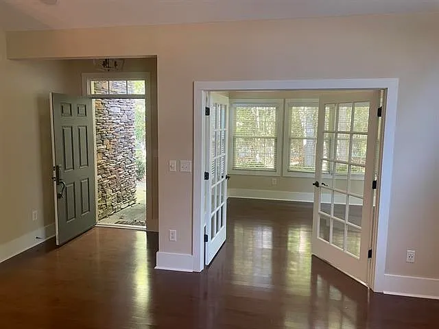 2 bed, 2.0 bath, 1892 sqft, $3,100 — Photo 3