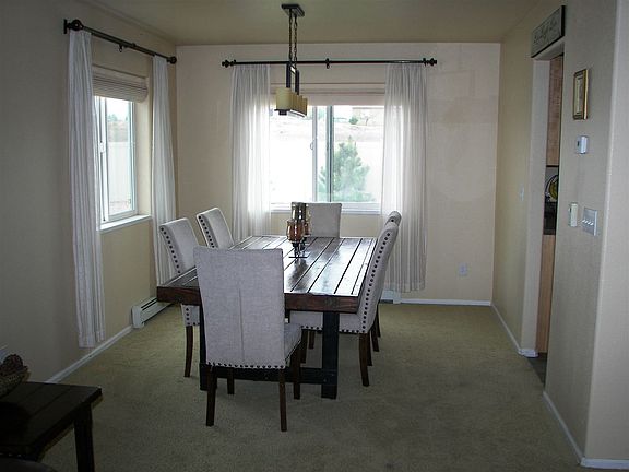 4th image of 487 W Applewood Dr