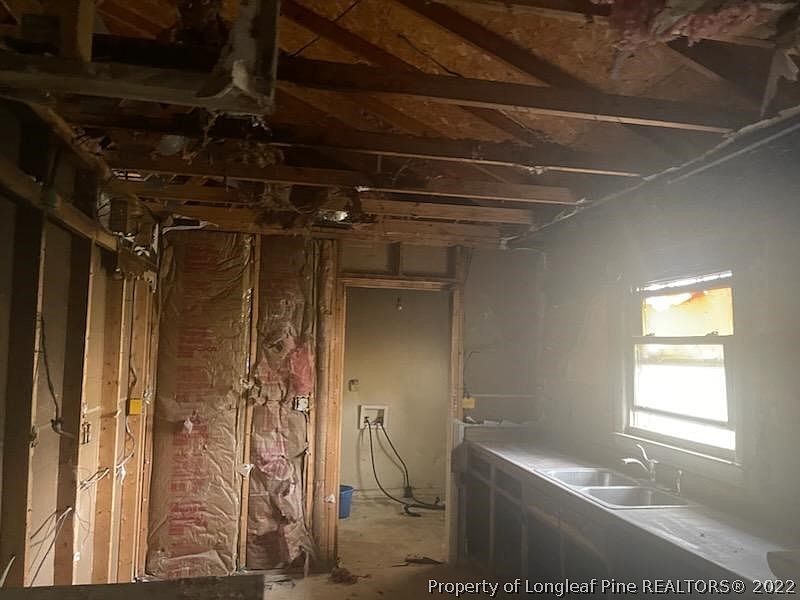 2nd image of 7686 Beverly Dr NE