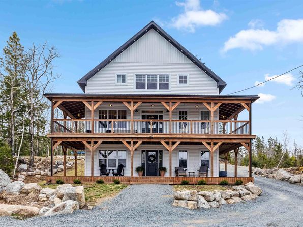 43 Alderberry Ln, Upper Tantallon, NS B3Z 1L3