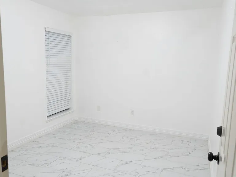 3030 Shawnee Dr — Photo 4