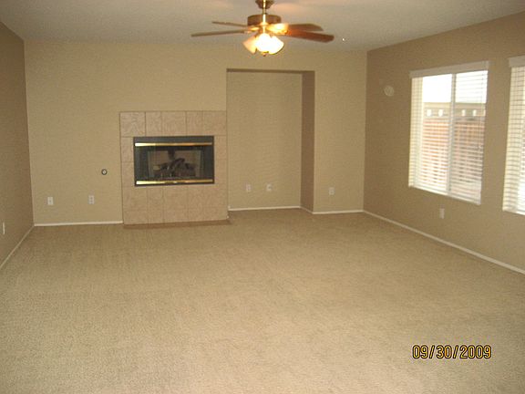 5th image of 4470 Hollyvale Ln