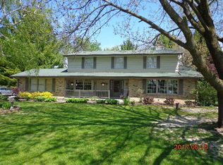 N48W27600 S Courtland Cir, Pewaukee, WI 53072