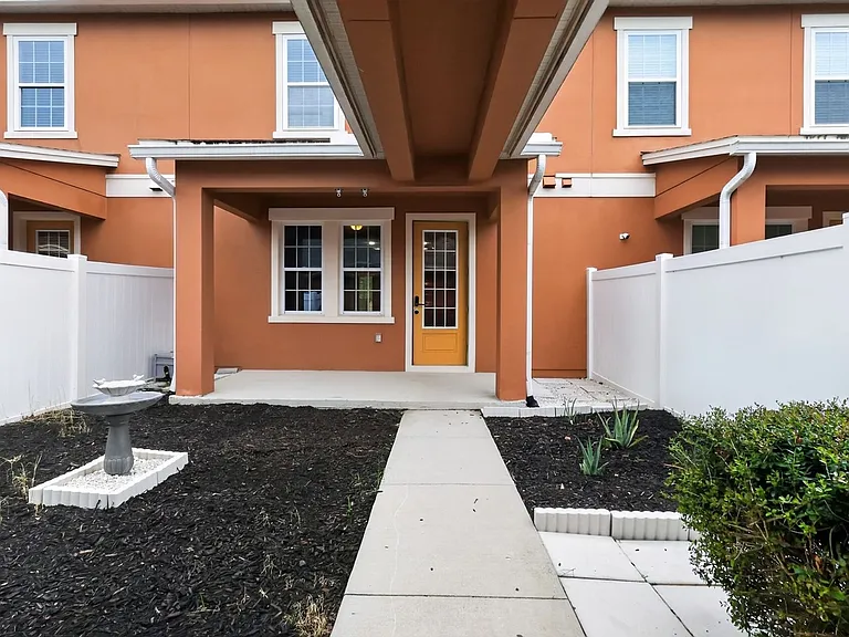 6536 Calamondin Dr — Photo 4
