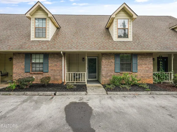 9005 Fountain Brook Ln, Knoxville, TN 37923