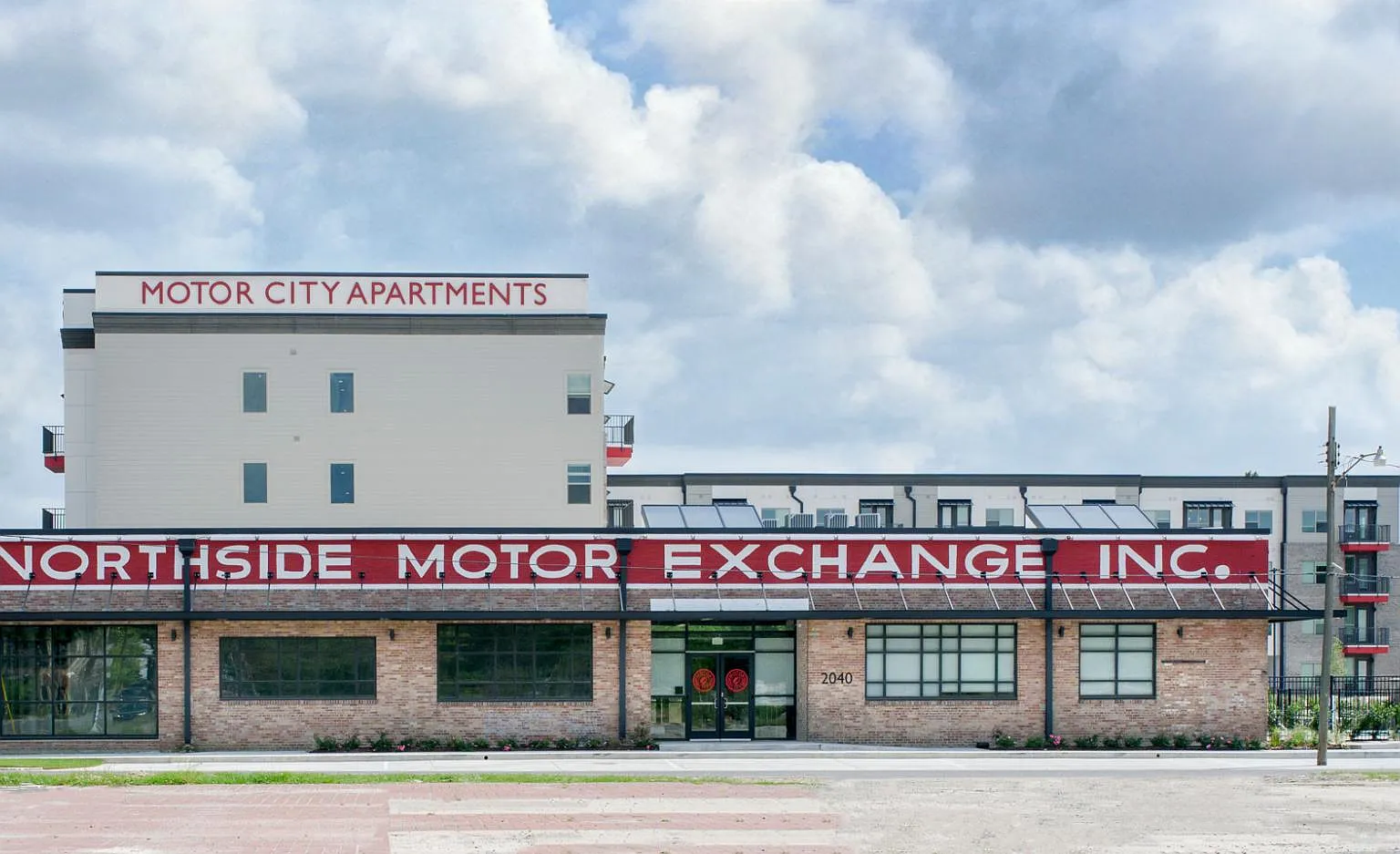 Motor City Apartments — Photo 4