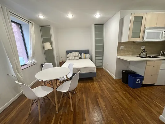 Rented by Corcoran | media 4