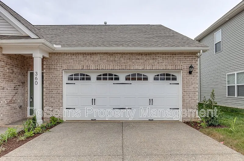 3 bed, 2.5 bath, 1753 sqft, $2,150 — Photo 4