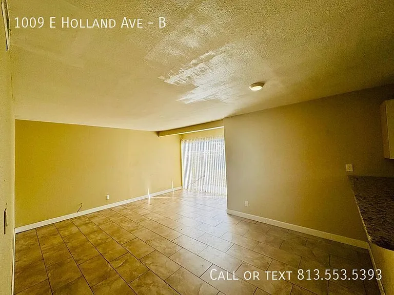 1009 E Holland Ave #B — Photo 3