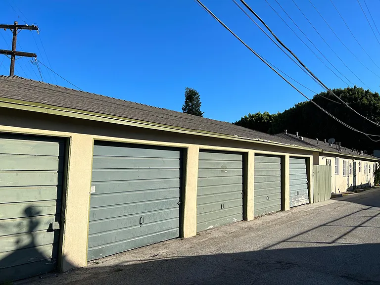 4018 Tilden Ave #A — Photo 20