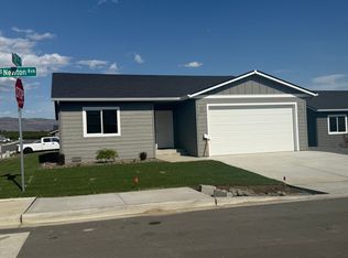 311 S Newton Ave, East Wenatchee, WA 98802