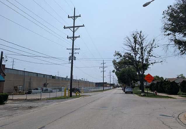 2nd image of 1014 Gardner Rd