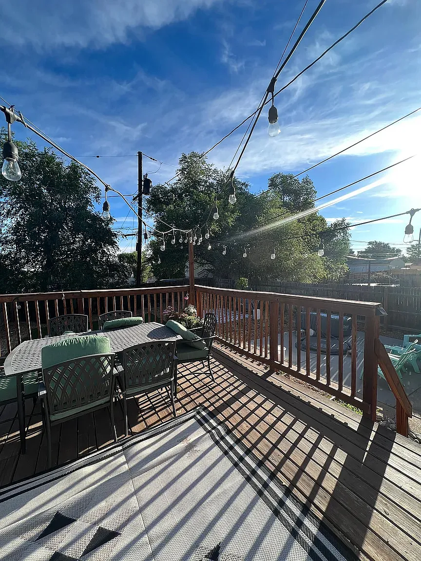 4 bed, 2008 sqft, $3,000 — Photo 2