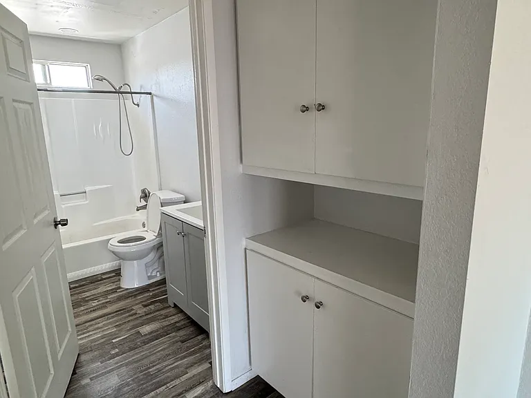 9023 Campo Rd — Photo 4