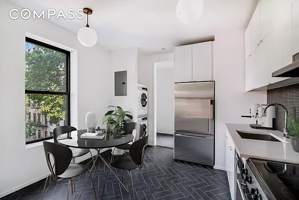 Rented by Compass | media 61