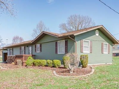 1458 N Carlyle Rd, Vandalia, IL, 62471