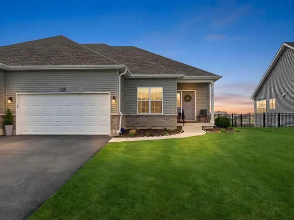 2225 Concord Dr, Sycamore, IL 60178