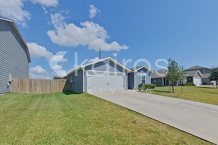 3 bed, 2.0 bath, 1414 sqft, $1,875 — Photo 3