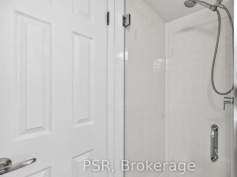298 Jarvis St #506 — Photo 30