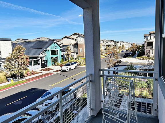 5th image of 9359 Ocean Park Way