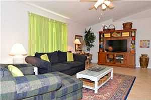 4th image of 48 Leeward Dr
