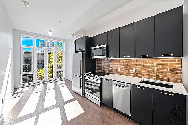1st image of 97 Varet St #3K