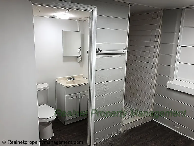 1202 E Linebaugh Ave — Photo 6