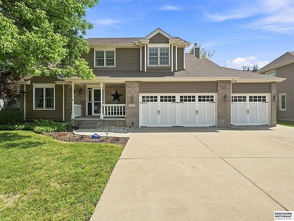 2nd image of 7817 Barrington Pl