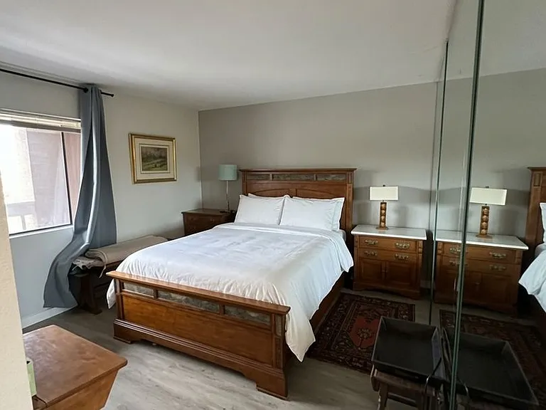 4705 Marina Dr #17 — Photo 9