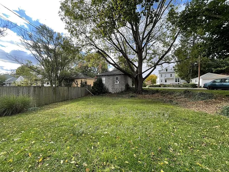 825 Hamilton Blvd #B — Photo 14