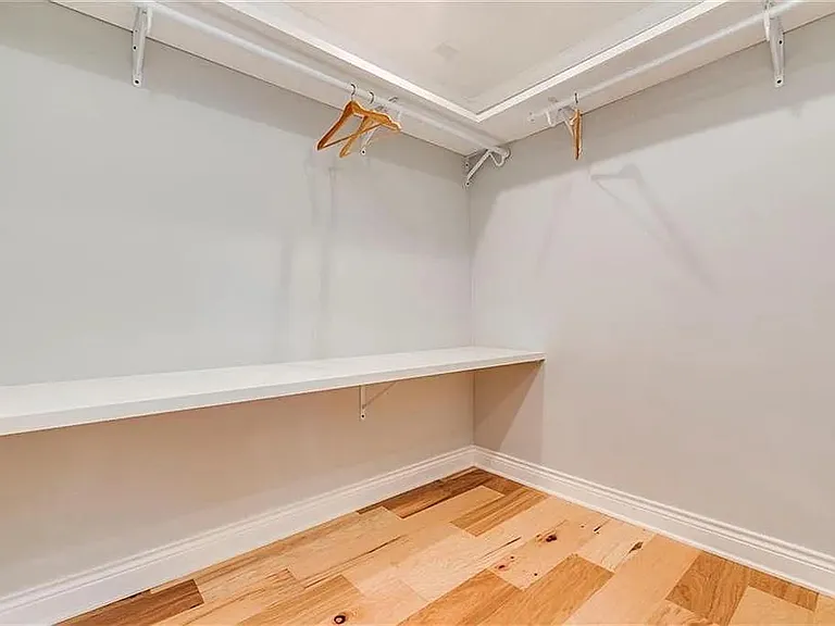 5027 Lansing Dr — Photo 18