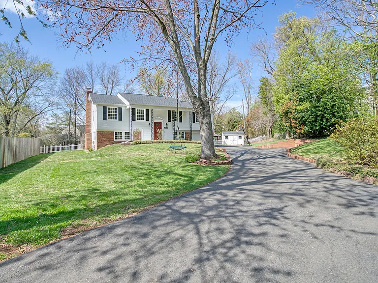 12805 Point Pleasant Dr — Photo 25