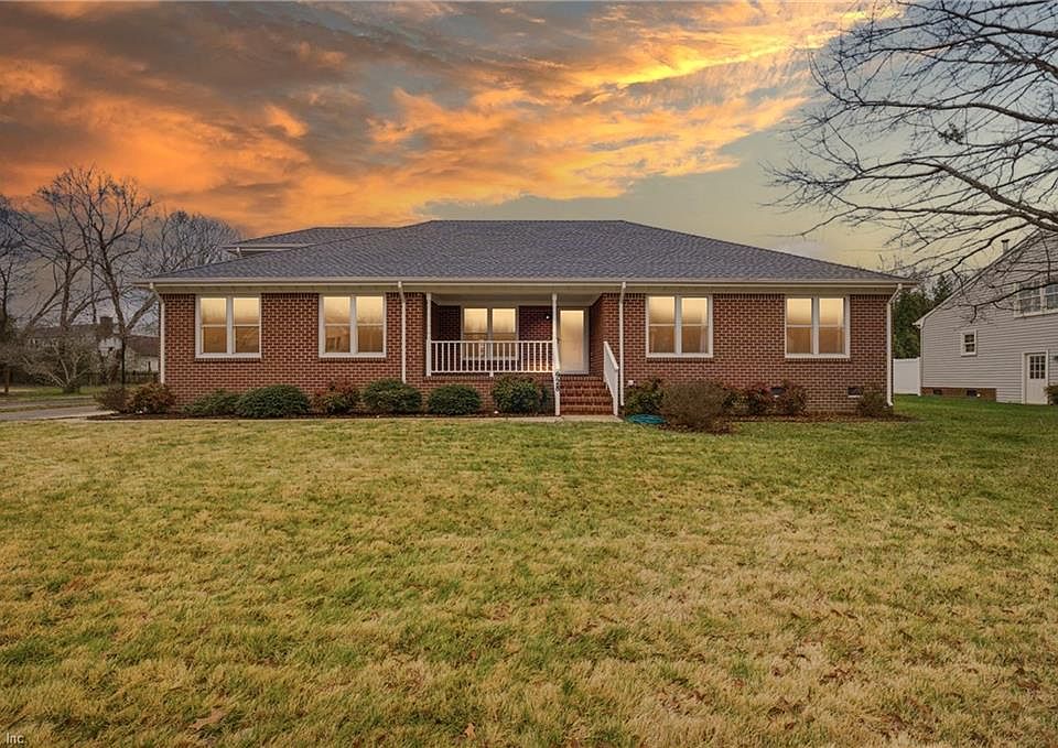 1st image of 928 Fox Ridge Trl