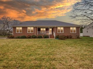 928 Fox Ridge Trl, Chesapeake, VA 23322