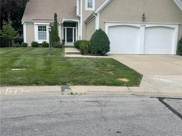 12116 Sagamore Rd, Leawood, KS 66209