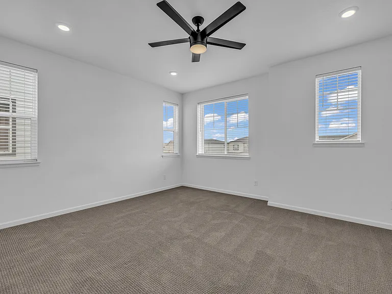 18152 Caffey Dr — Photo 11