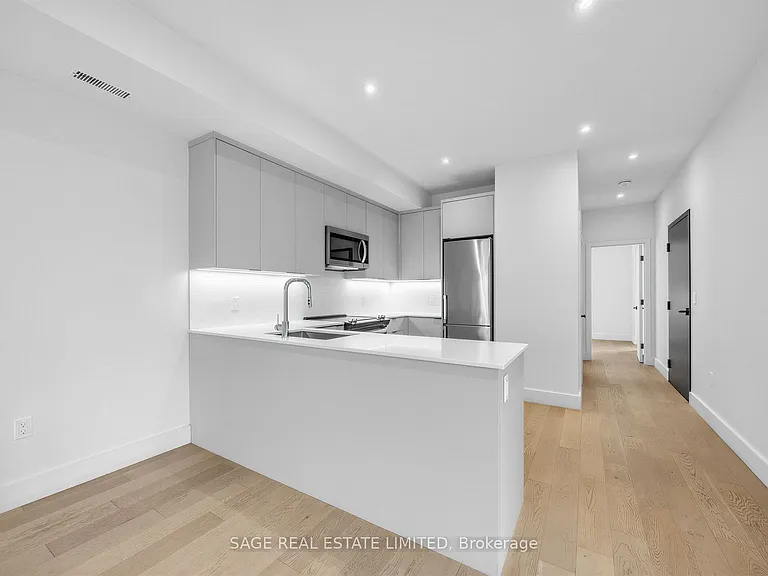 909 Castlefield Ave #2 — Photo 10