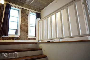 Rented by Rennit Inc.